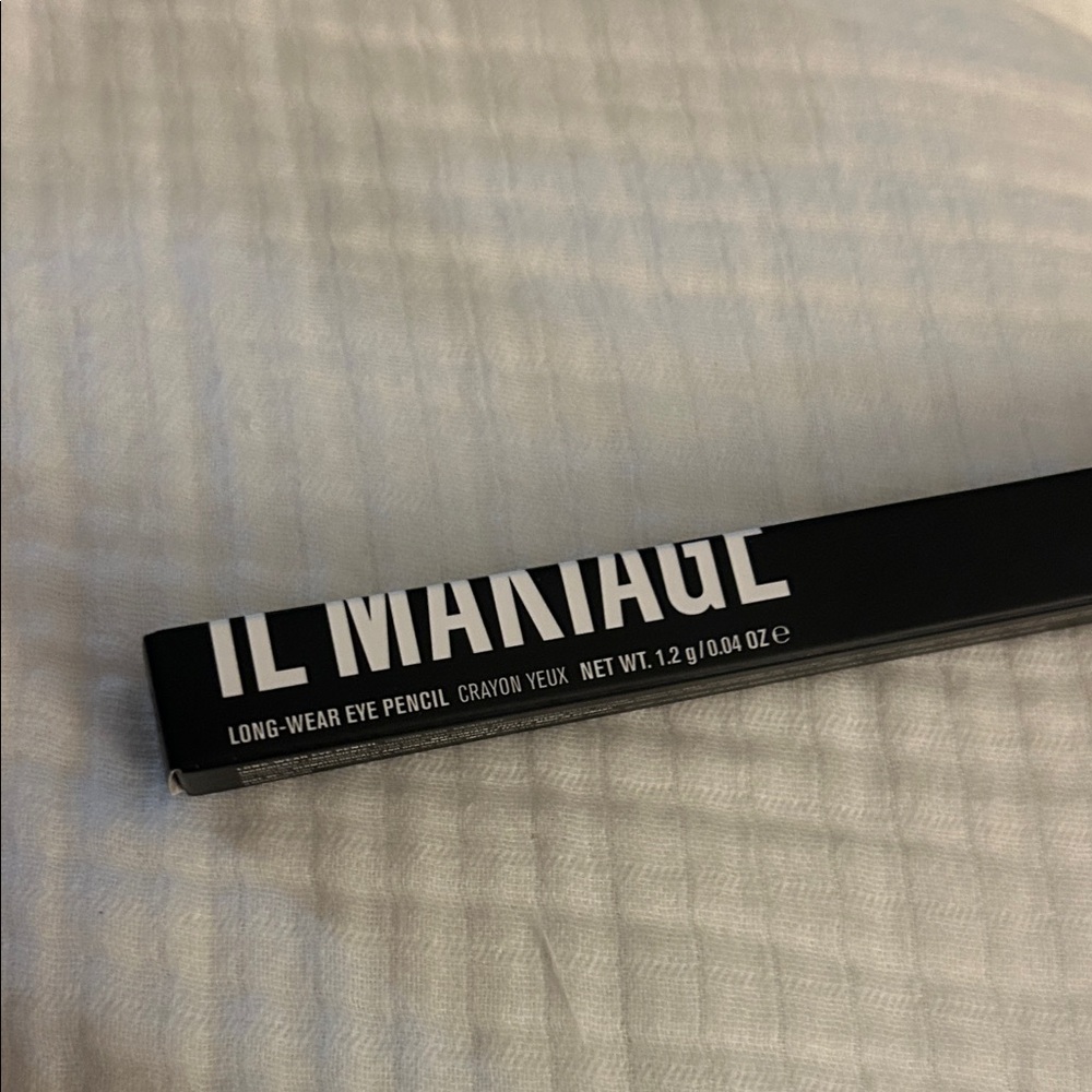 IL MAKIAGE Long-Wear Eye Pencil - Batman Black - Picture 3 of 4